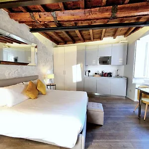 https://heart-milan-apartments-duomo-colonne.it-lombardy.com